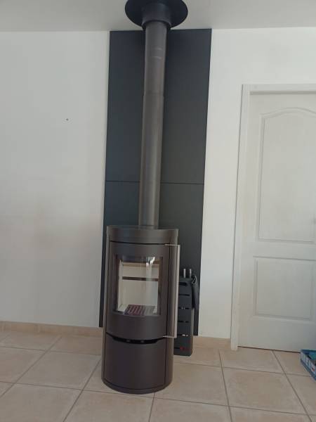 Poêle EMBER COOK Pierrelatte 5.5 kw