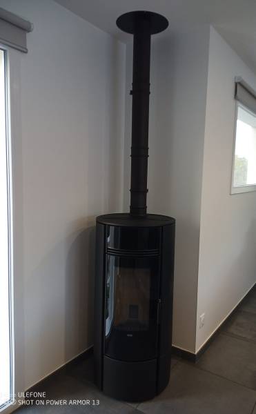 Entreprise de ramonage de cheminée et conduit à poêle Bollene et alentours